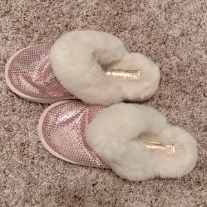 Michael Kors childrens slippers
